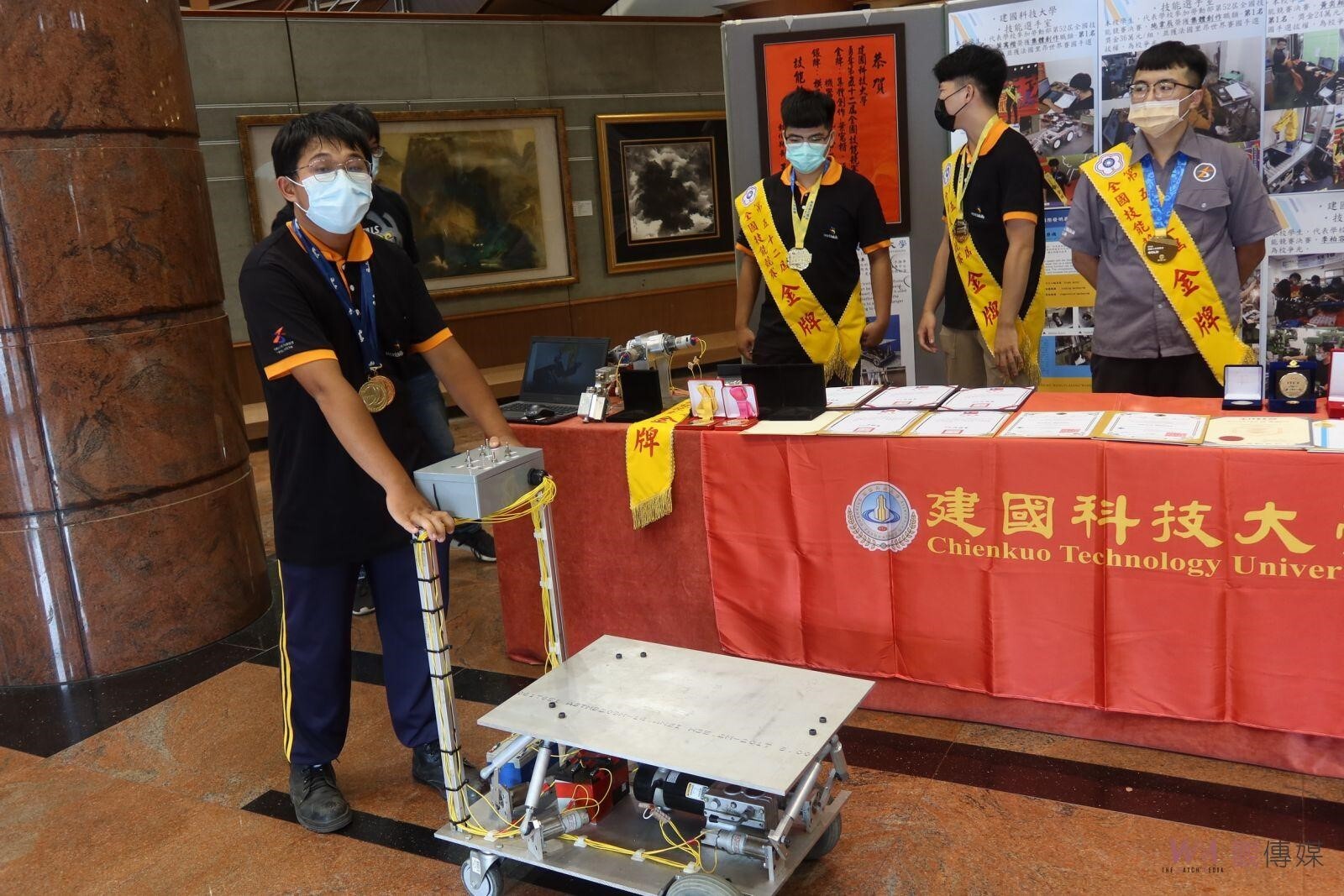 建國科技大學機械系學生參加第52屆全國技能競賽，成果豐碩，從不斷琢磨的技能演練中，展現出驚人的實力-圖片2